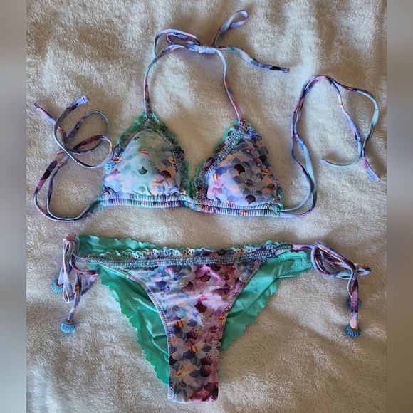 Like new gorgeous almaMia luxury bikini - Picture 1 of 7